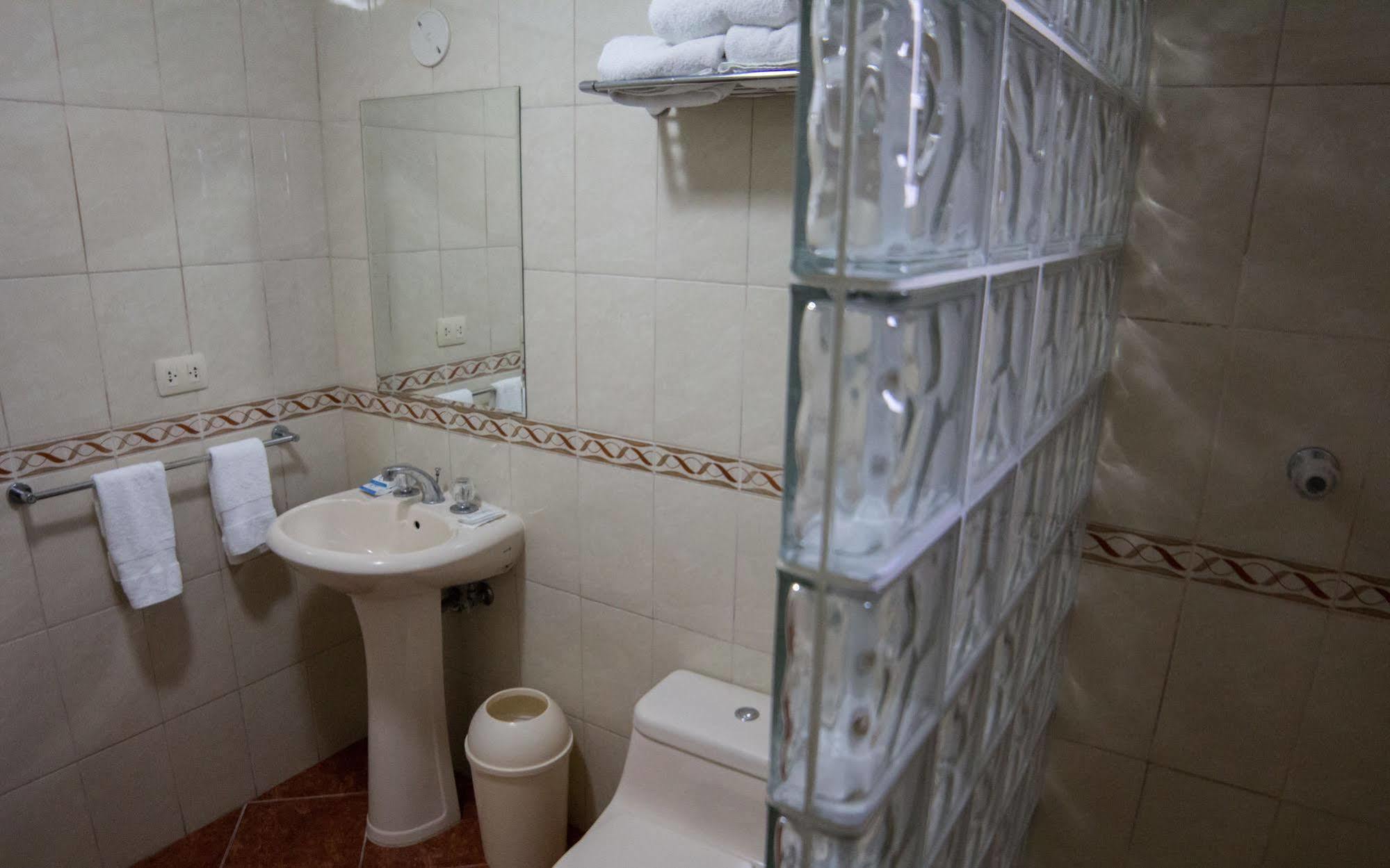 El Faro Inn Lima Zewnętrze zdjęcie
